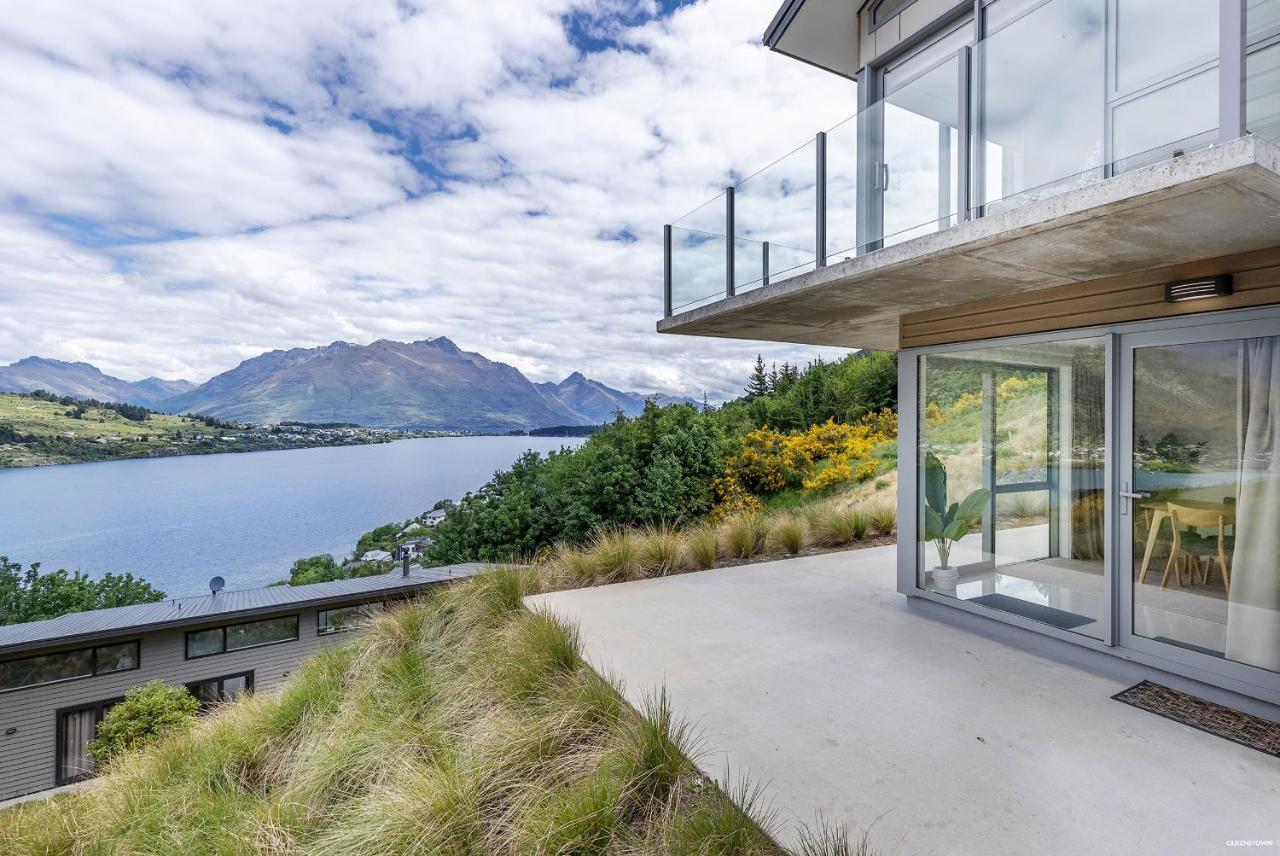 Executive Living In Bluewater Apartamento Queenstown Exterior foto